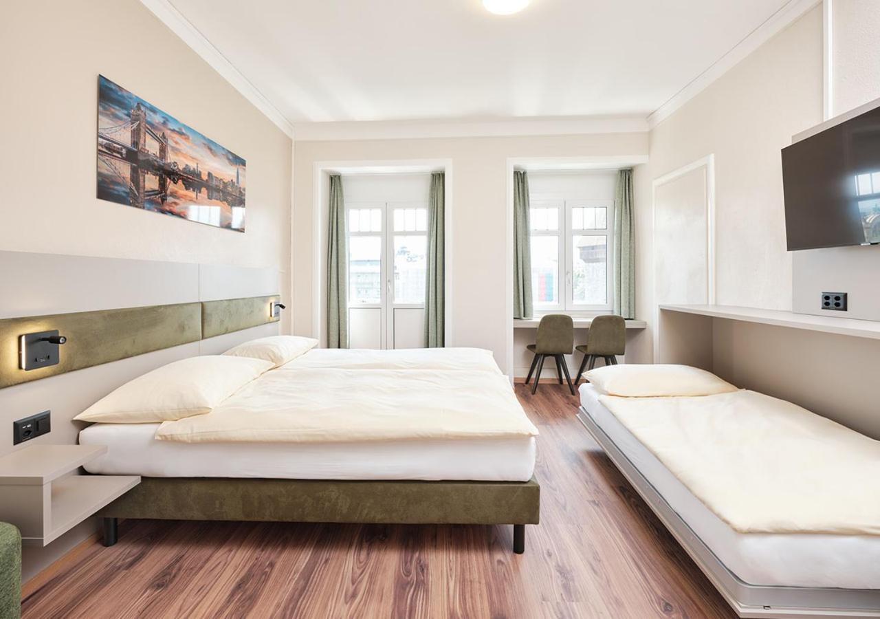 Hotel Pickwick And Pub "The Room With A View" Lucerna Exterior foto