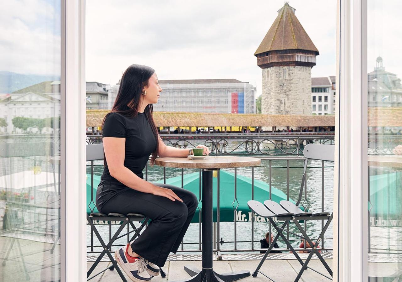 Hotel Pickwick And Pub "The Room With A View" Lucerna Exterior foto