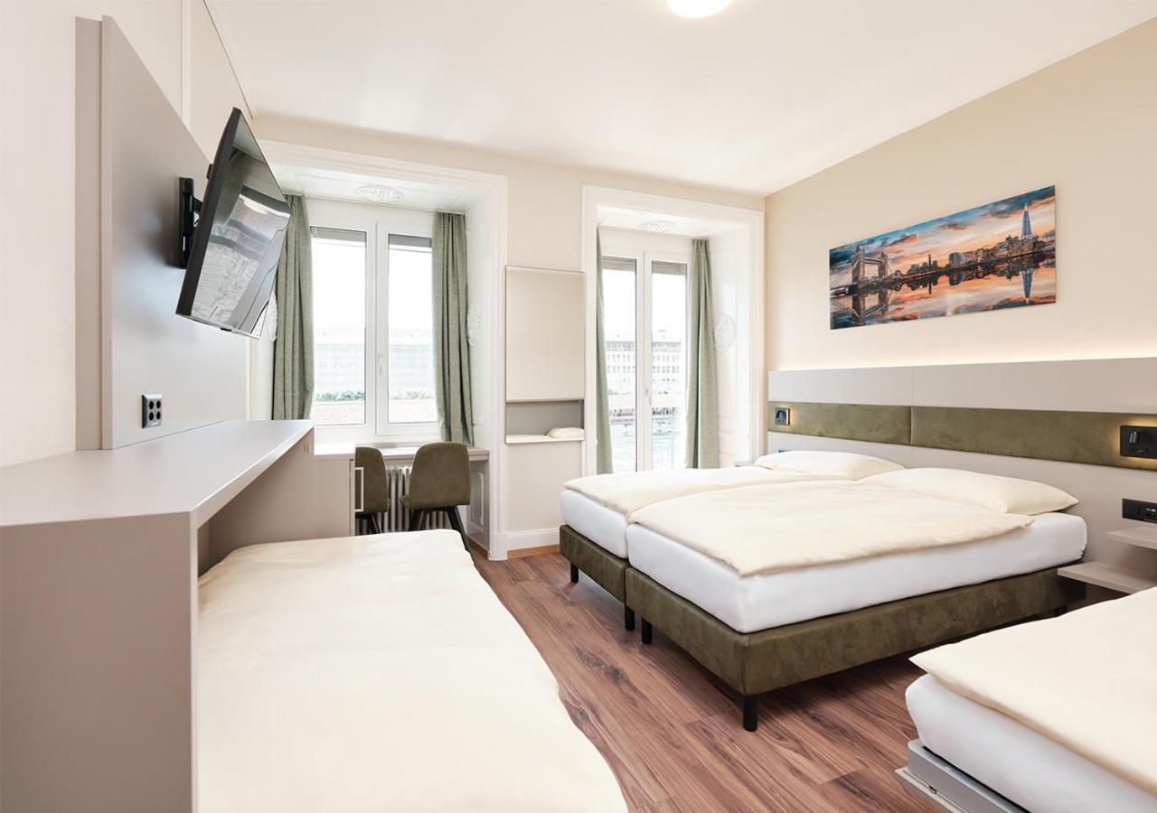 Hotel Pickwick And Pub "The Room With A View" Lucerna Exterior foto